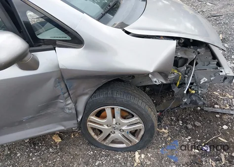 2007 Honda Fit Sport z USA, uszkodzony, nr VIN JHMGD38667S030095